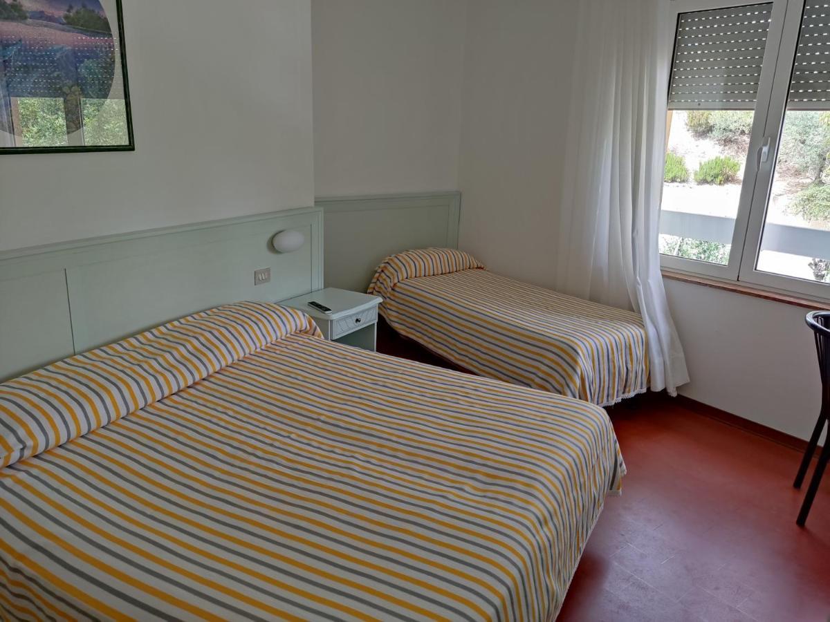 Hotel Ristorante Il Grillo Acquaviva Picena Dış mekan fotoğraf