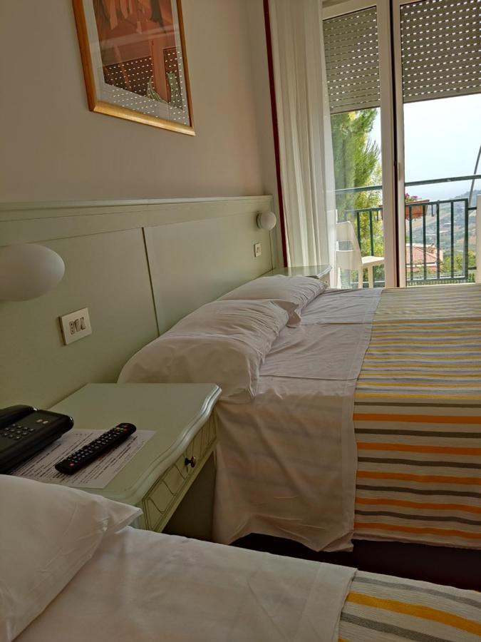 Hotel Ristorante Il Grillo Acquaviva Picena Dış mekan fotoğraf