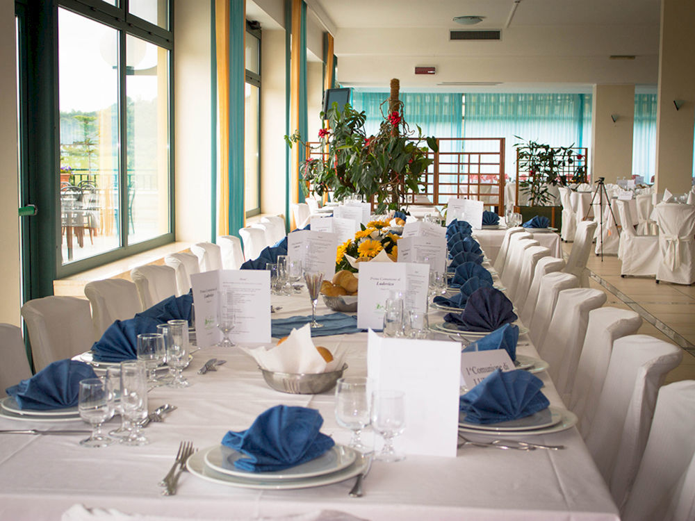 Hotel Ristorante Il Grillo Acquaviva Picena Dış mekan fotoğraf