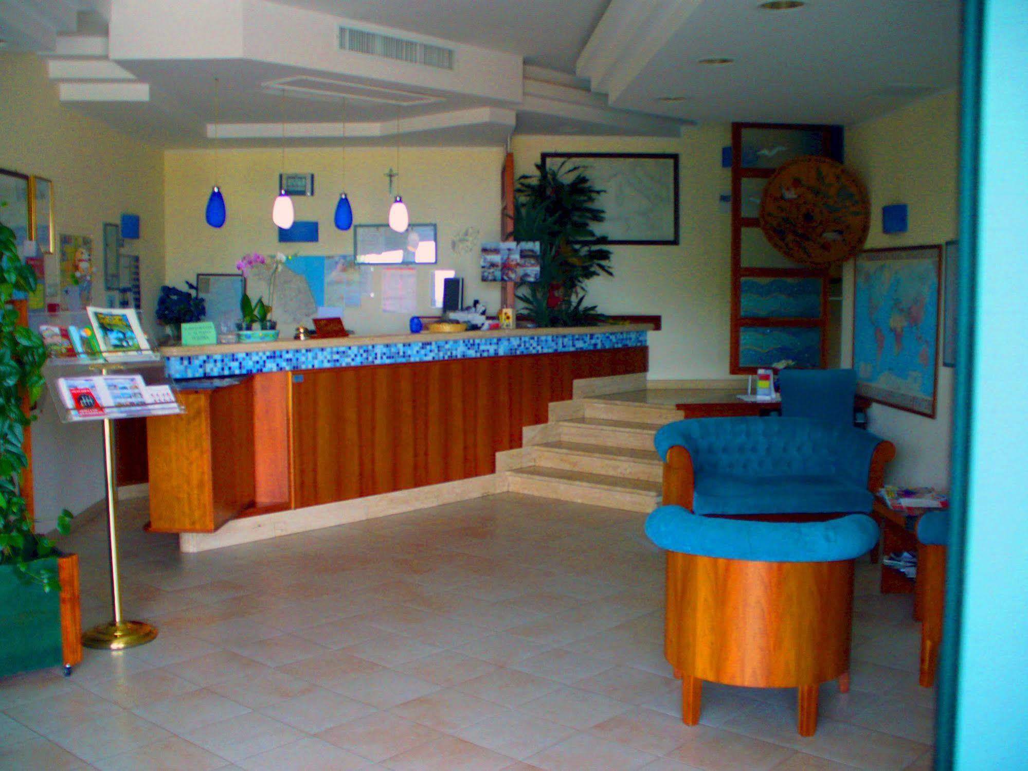 Hotel Ristorante Il Grillo Acquaviva Picena Dış mekan fotoğraf